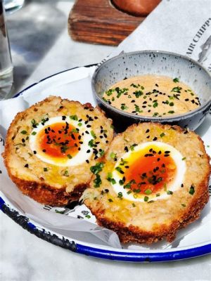  Scotch Egg - Czy gotowe są na niesamowite połączenie pikantnego mięsa i chrupiącego panierowania?